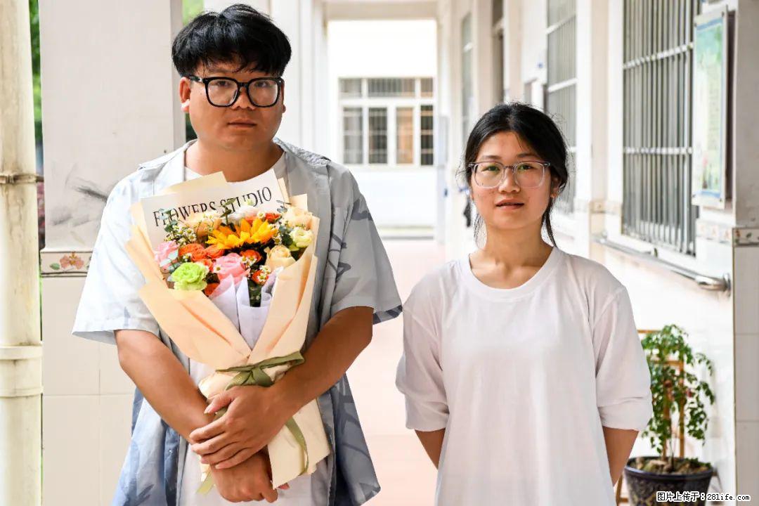 全网追的“扁担女孩”，找了一份暑假工，时薪12元 - 日喀则生活资讯 - 日喀则28生活网 rkz.28life.com